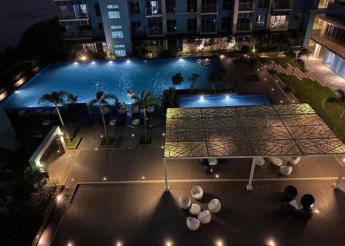 Spacious 3br Seaview Pool View Near Okada Manila, Naia&moa Apartamento
