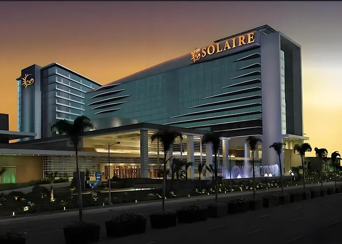 Spacious 3br Seaview Pool View Near Okada Manila, Naia&moa